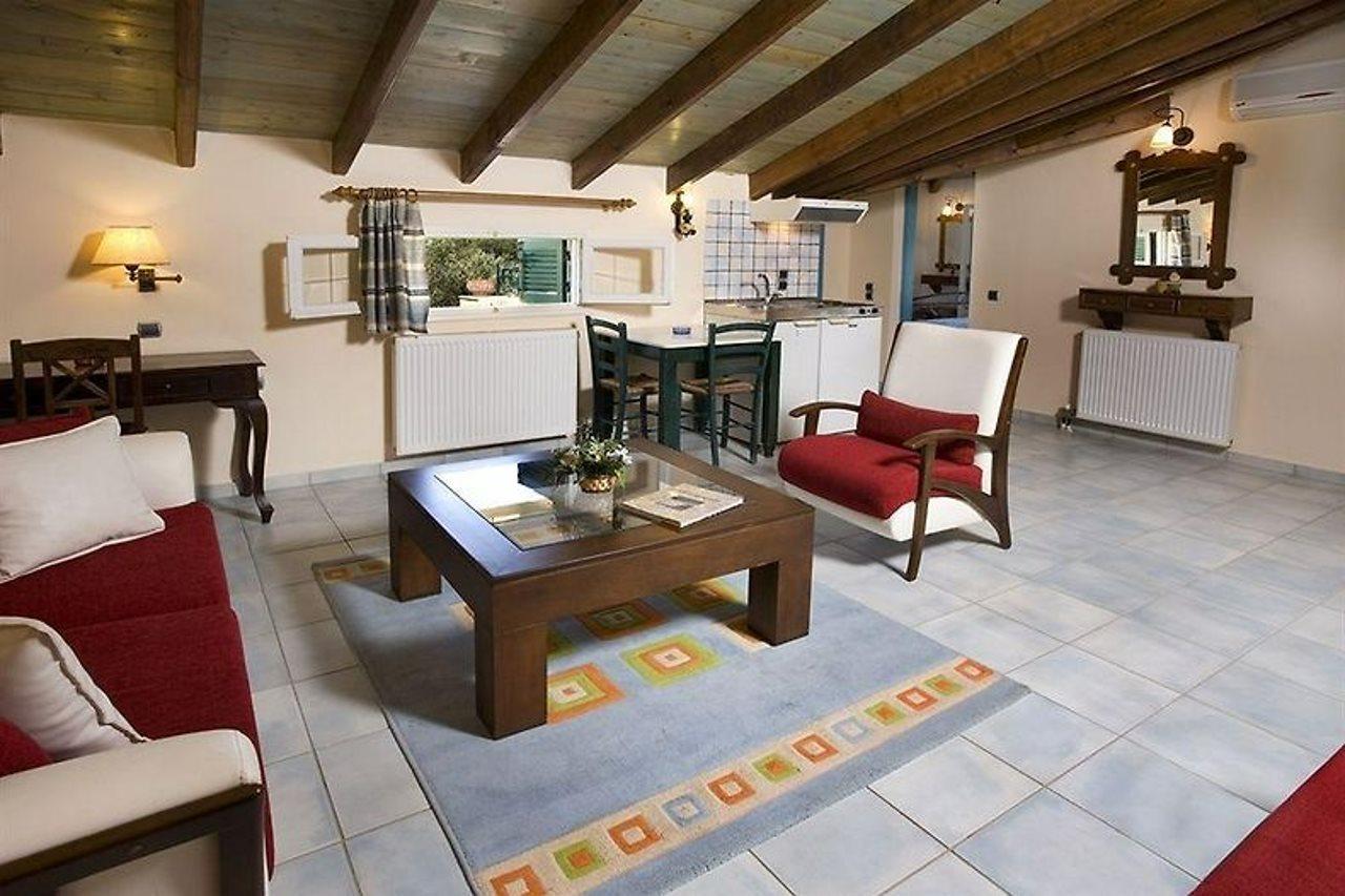 Yannis Servos Barbati Apartments Bagian luar foto